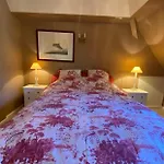 Wood Side Avec Piscine Вилла Динан
