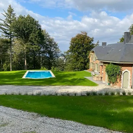 Wood Side Avec Piscine Dinant